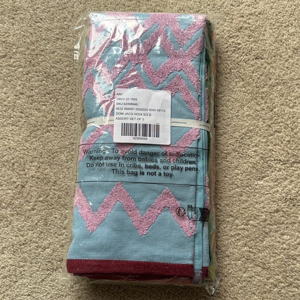 Anthropologie Kitchen Towels NWT - Picture 4 of 4